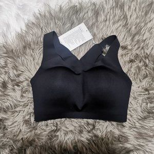 Lululemon Enlite Bra Black Size 32 DD